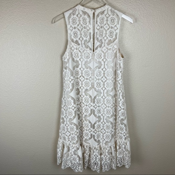 Floreat Manon Lace Dress - Picture 5 of 10